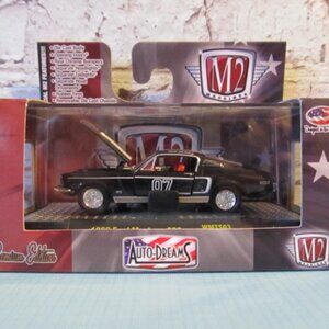 M2 Machines 1968 FORD MUSTANG 390 Patriot WMTS303 16-08 (1:64 Scale)